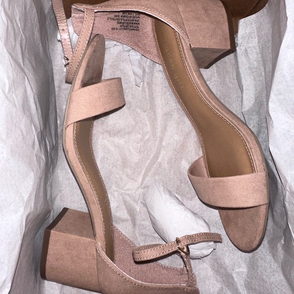 🆕 | Madden Girl | Illeana Women's Dress Sandals | Blush Mirco | Various Sizes - Picture 3 of 3